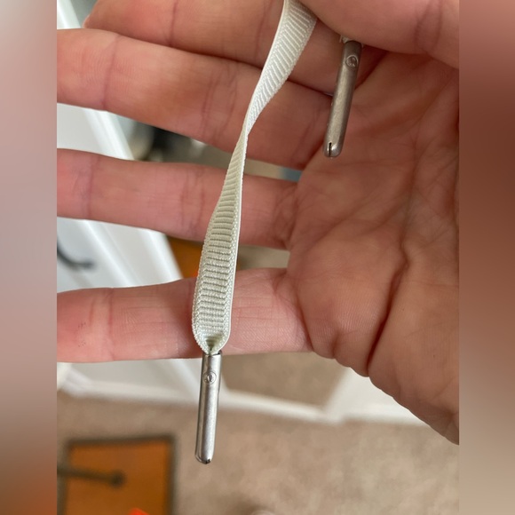 Lululemon Cinch Me Up Front Tank in Springtime size 4 - Picture 9 of 9